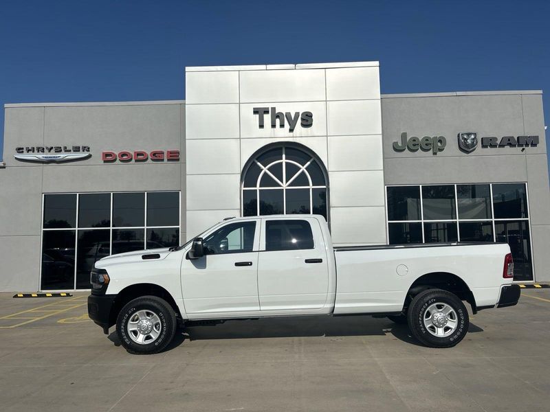 2024 RAM 2500 Tradesman Crew Cab 4x4 8