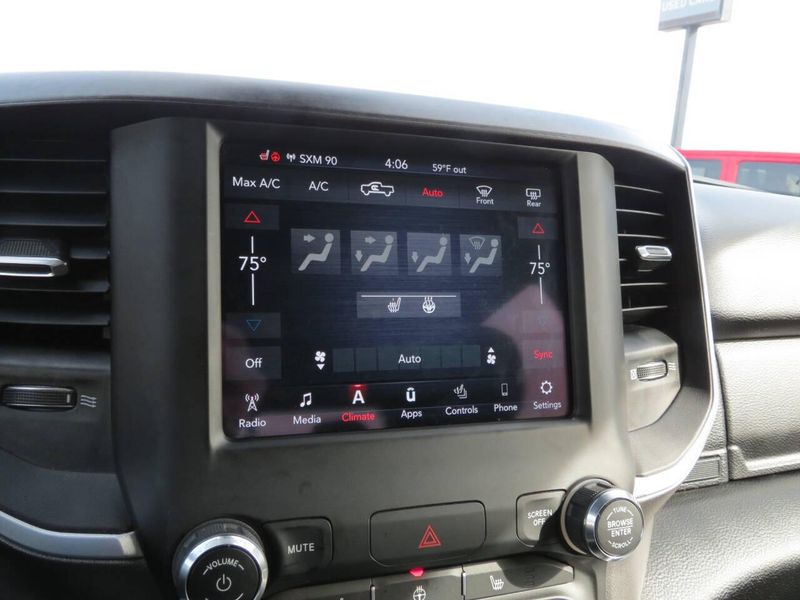 Used 2021 RAM 1500 Big Horn 4x4 4dr Crew Cab 5.6 ft. SB PickupImage 19