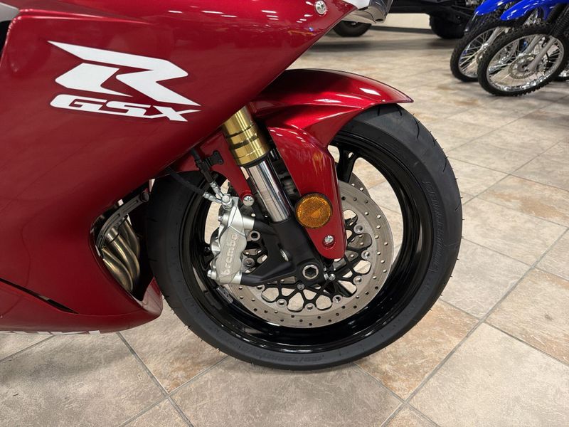 New 2027 Suzuki GSX-R750 Image 19