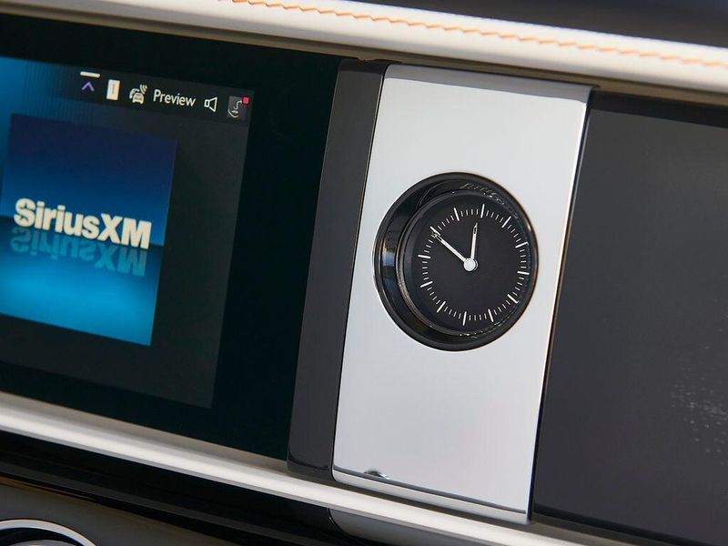 New 2025 Rolls-Royce Spectre Image 16