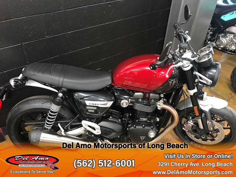 2024 Triumph SPEED TWIN 1200  in a CARNIVAL RED/STORM GREY exterior color. Del Amo Motorsports of Long Beach (562) 362-3160 delamomotorsports.com 