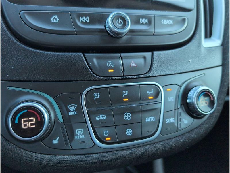 Used 2023 Chevrolet Malibu LTImage 13