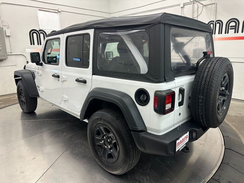 2018 Jeep Wrangler Unlimited SportImage 12
