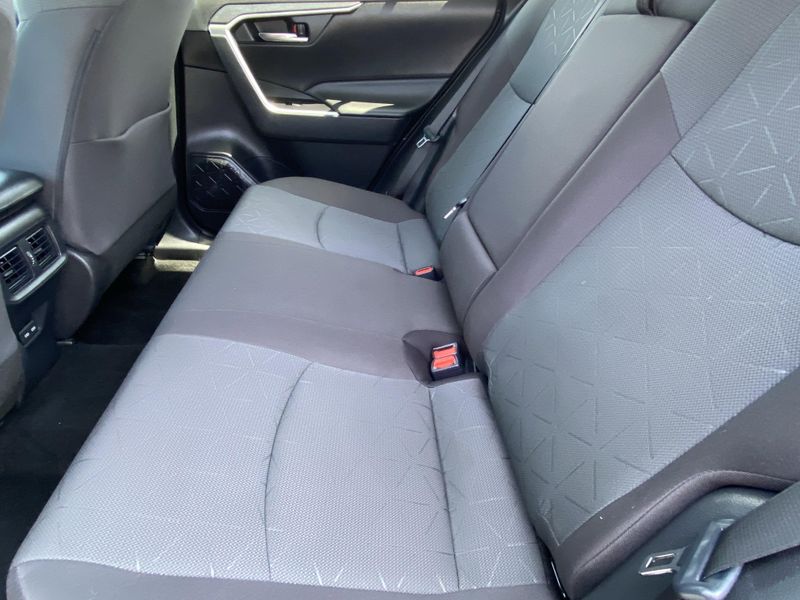 2024 Toyota RAV4 XLEImage 16