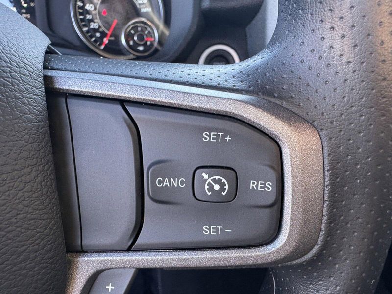 2024 RAM 2500 TradesmanImage 15