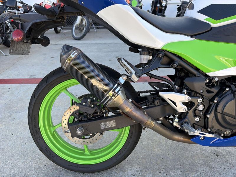 Used 2024 Kawasaki NINJA 500 KRT SE ABS Image 21