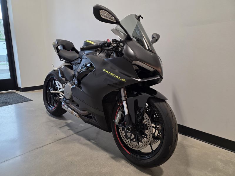 Used 2024 Ducati Panigale V2 