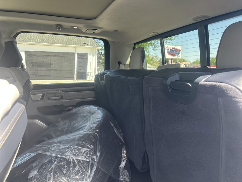 2025 RAM 1500 TungstenImage 15