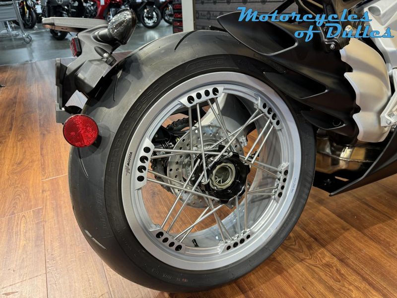 2024 MV Agusta Superveloce 98 Image 14
