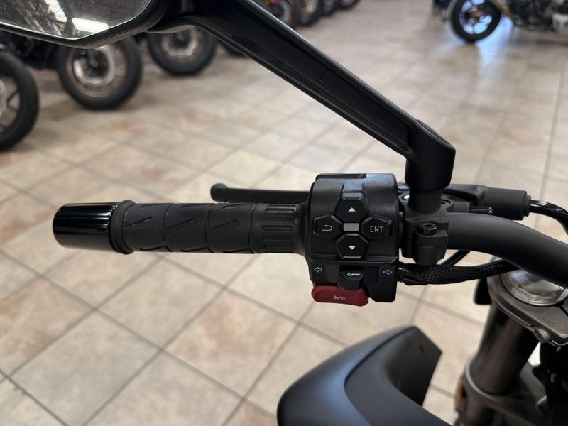 Used 2024 CFMOTO 450NK Image 22