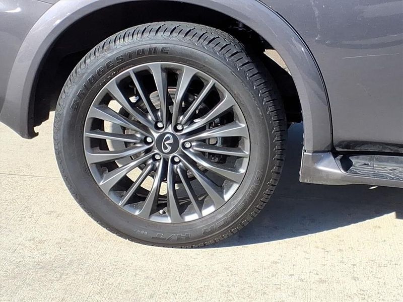 Used 2024 INFINITI QX80 SensoryImage 6
