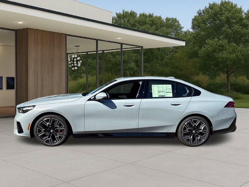 New 2027 BMW 5 Series 540i xDriveImage 12