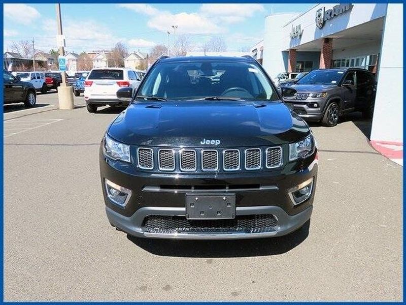 2019 Jeep Compass LimitedImage 3