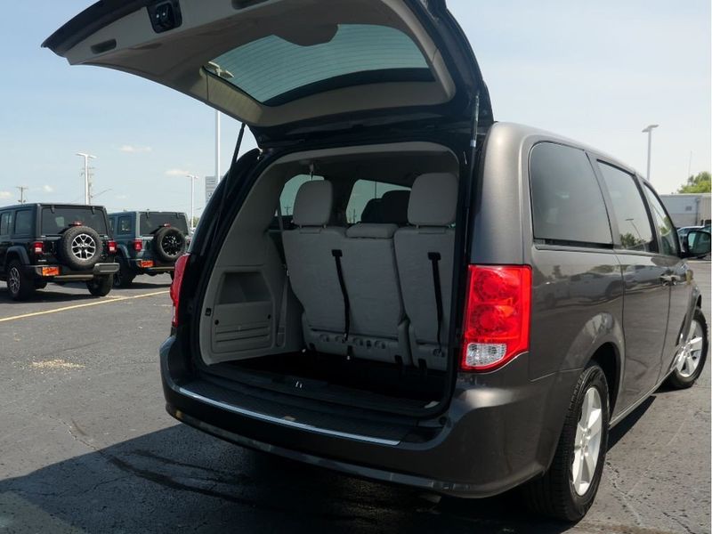 2019 Dodge Grand Caravan SEImage 15