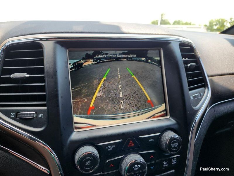 Used 2017 Jeep Grand Cherokee LimitedImage 2