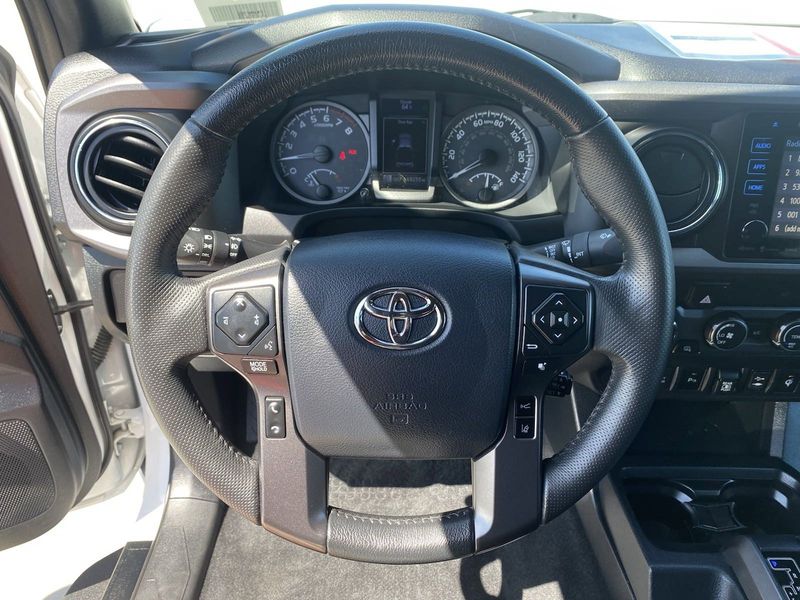 2019 Toyota Tacoma TRD Off-RoadImage 25
