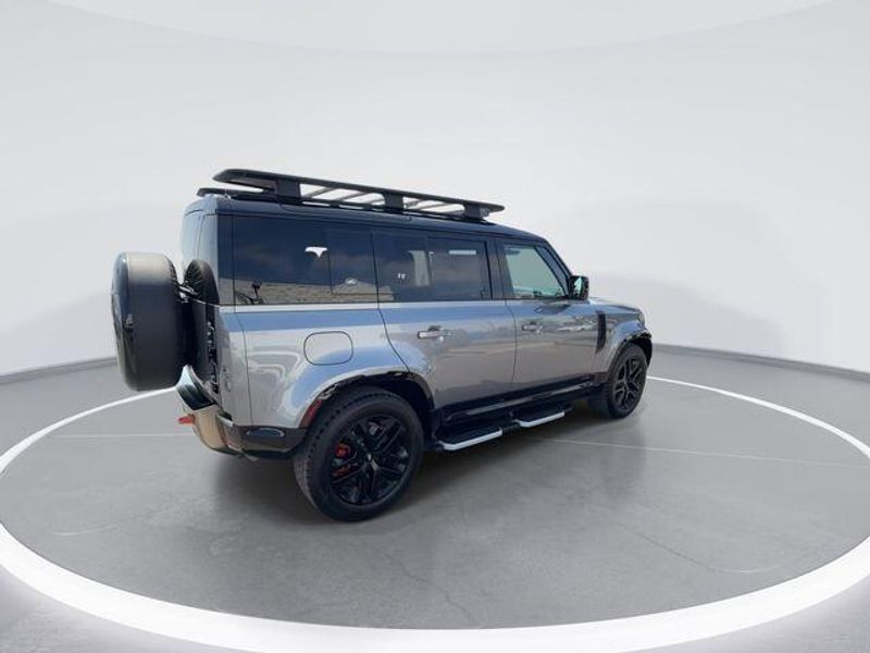 Used 2021 Land Rover Defender XImage 8