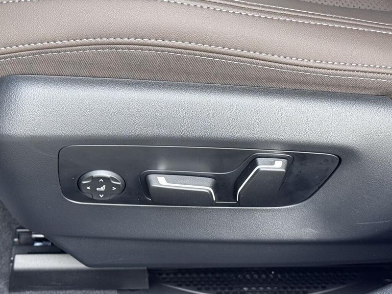 2024 BMW 5 Series 530iImage 20
