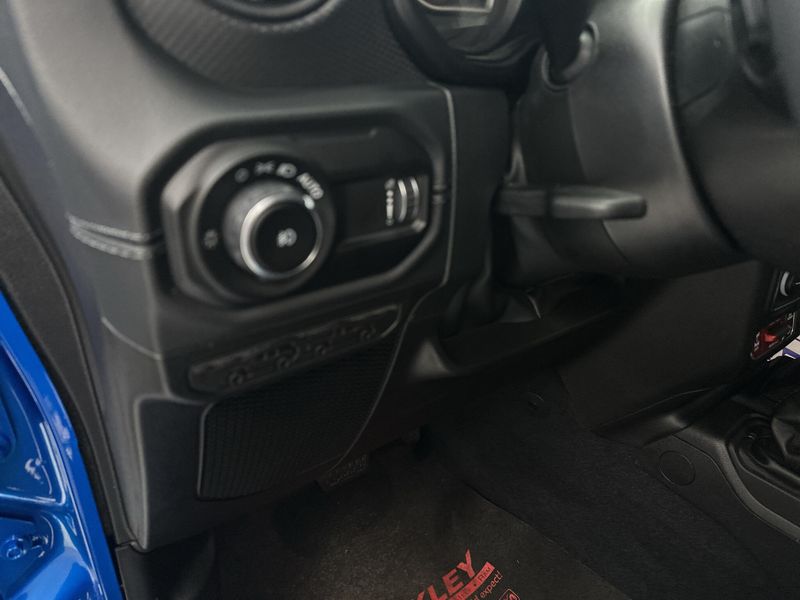 New 2026 Jeep Wrangler 4-door Rubicon XImage 6