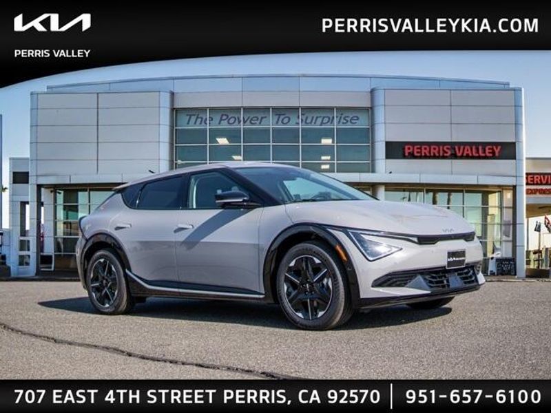New 2025 Kia EV6 LightImage 1