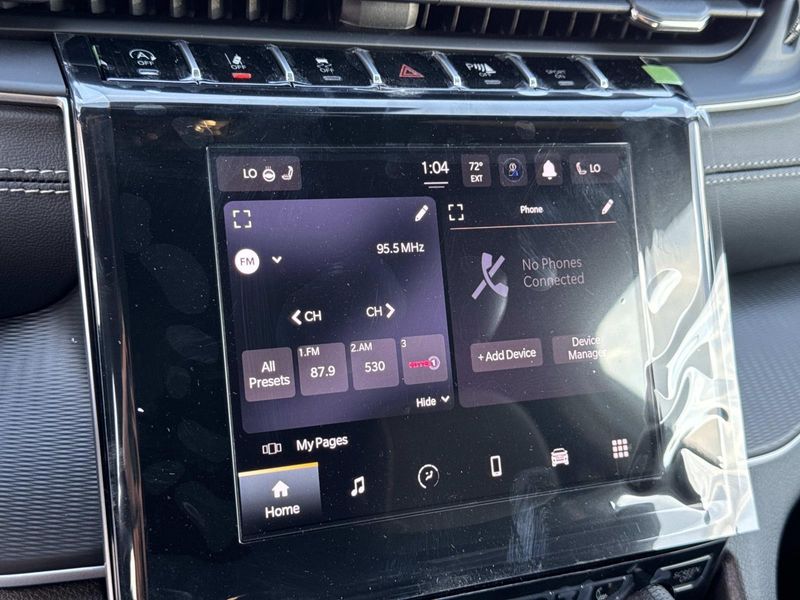 New 2026 Jeep Grand Cherokee L Laredo X 4x2