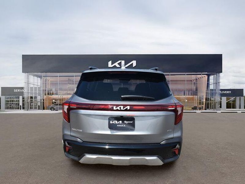 New 2026 Kia Seltos SImage 5