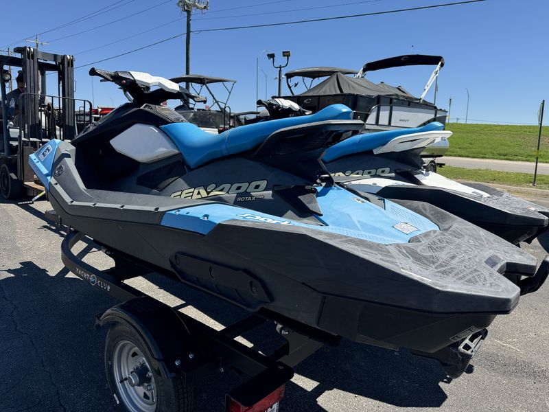 2017 SEADOO SPARK 3UP 900 HO ACE BLUE WHITE Image 7