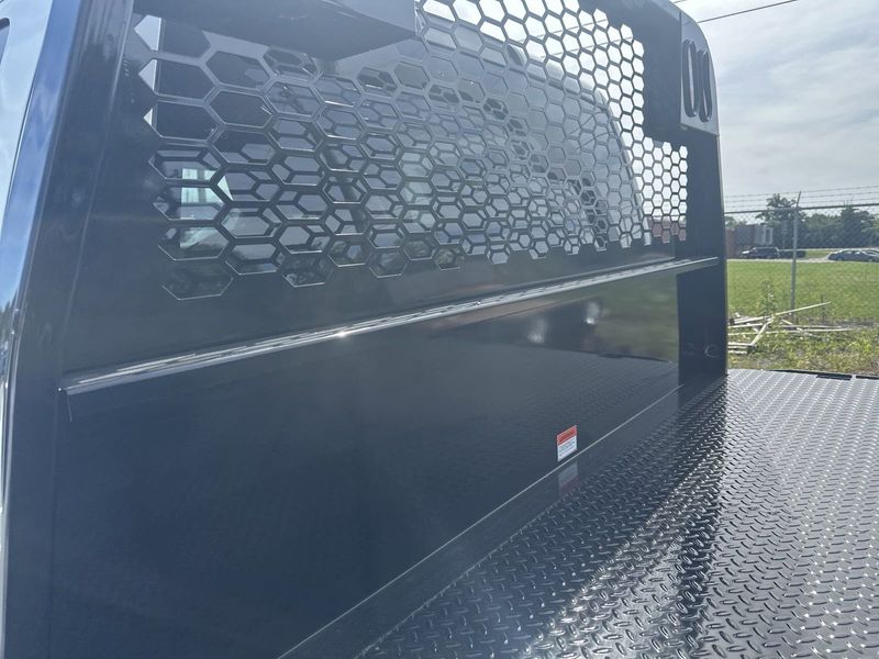 2024 RAM 5500 Tradesman Chassis Crew Cab 4x4 84