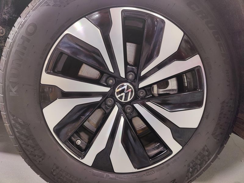 Used 2025 Volkswagen Atlas SE 4-Motion AWDImage 23