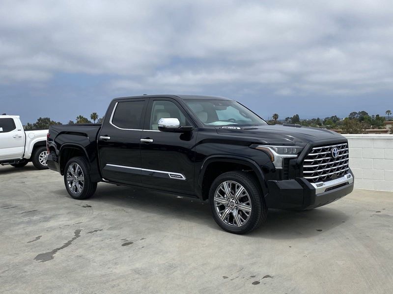 2024 Toyota Tundra 4WD Capstone HybridImage 2