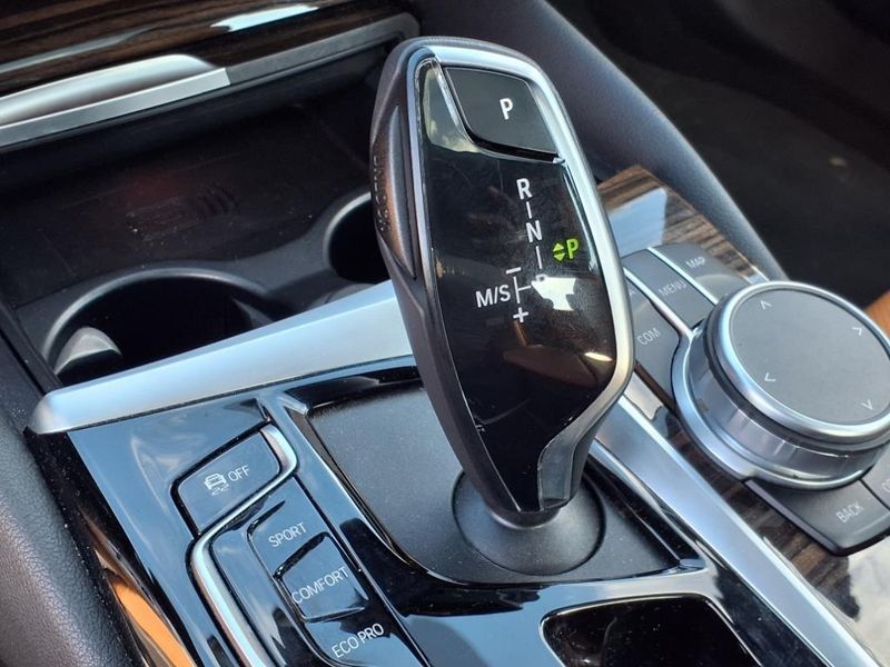 2021 BMW 530i 530iImage 24