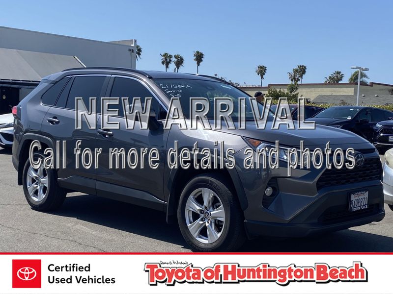 2021 Toyota RAV4 XLEImage 1