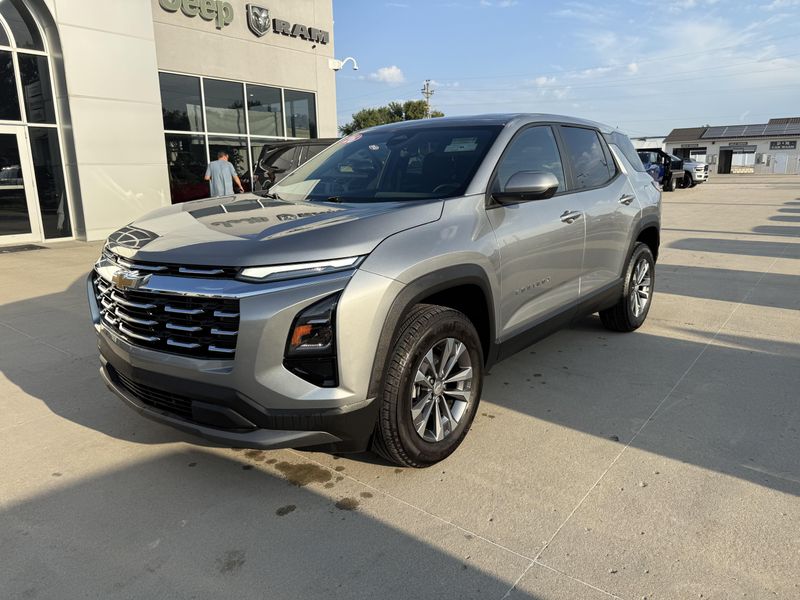 Used 2026 Chevrolet Equinox AWD LTImage 34