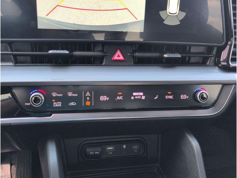 Used 2023 Kia Sportage EXImage 16