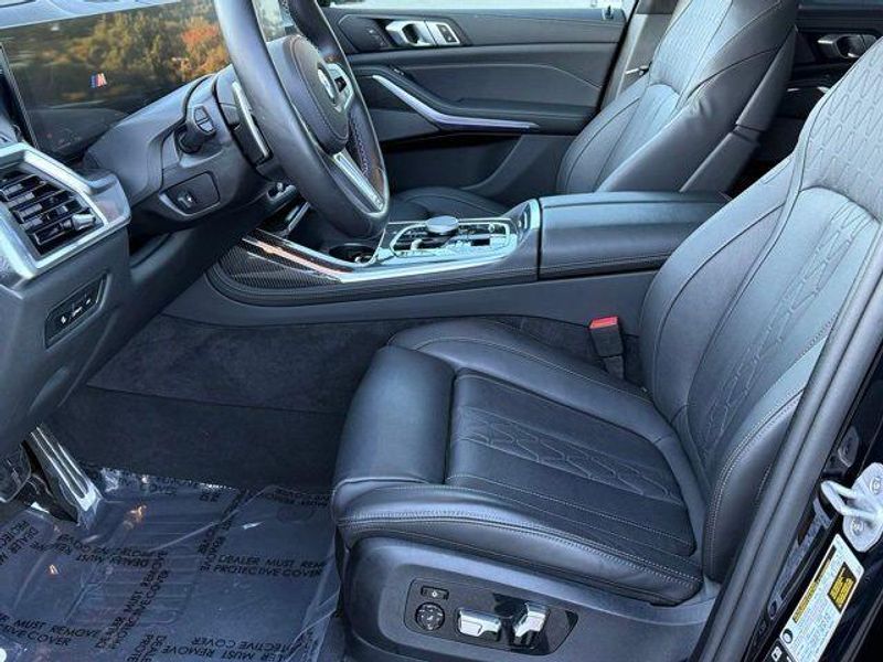 Used 2025 BMW X7 M60iImage 19