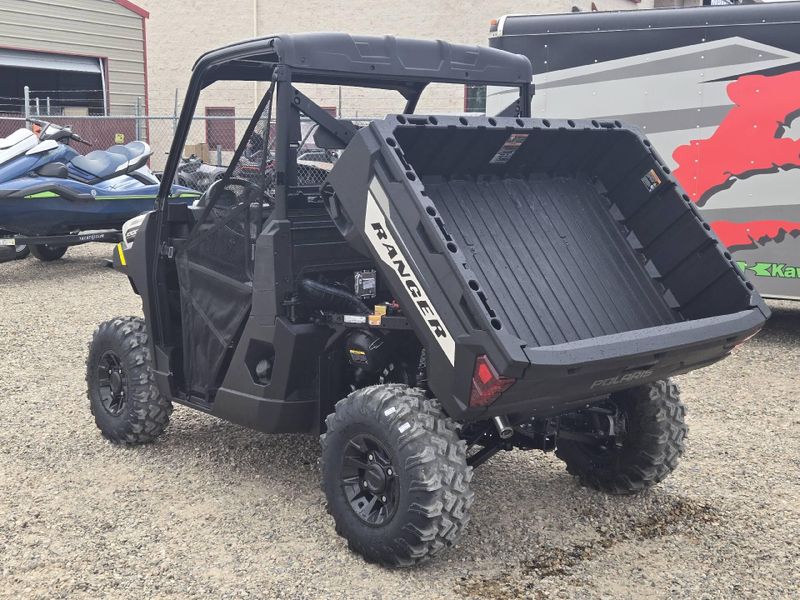 New 2026 Polaris RANGER 1000 PREMIUM 