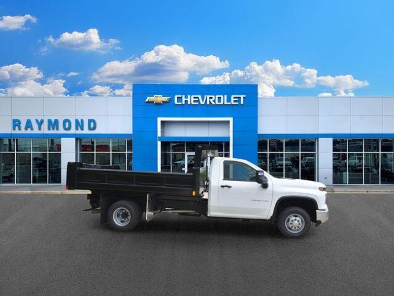 New 2026 Chevrolet Silverado 3500HD Work TruckImage 2