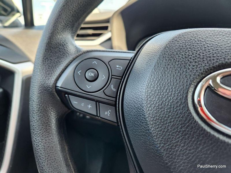 2024 Toyota RAV4 Hybrid LE photo 29