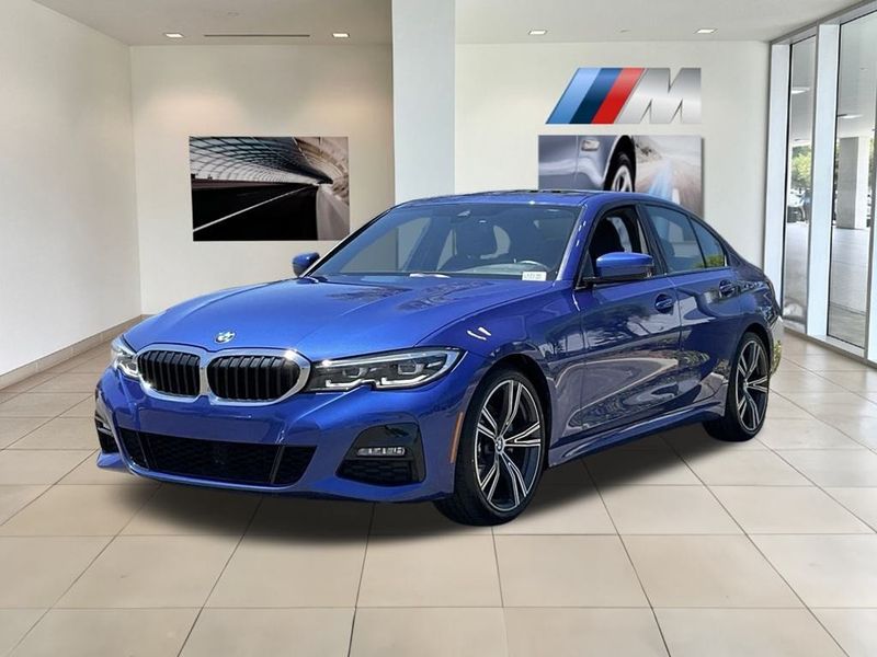 2022 BMW 3 Series 330iImage 4