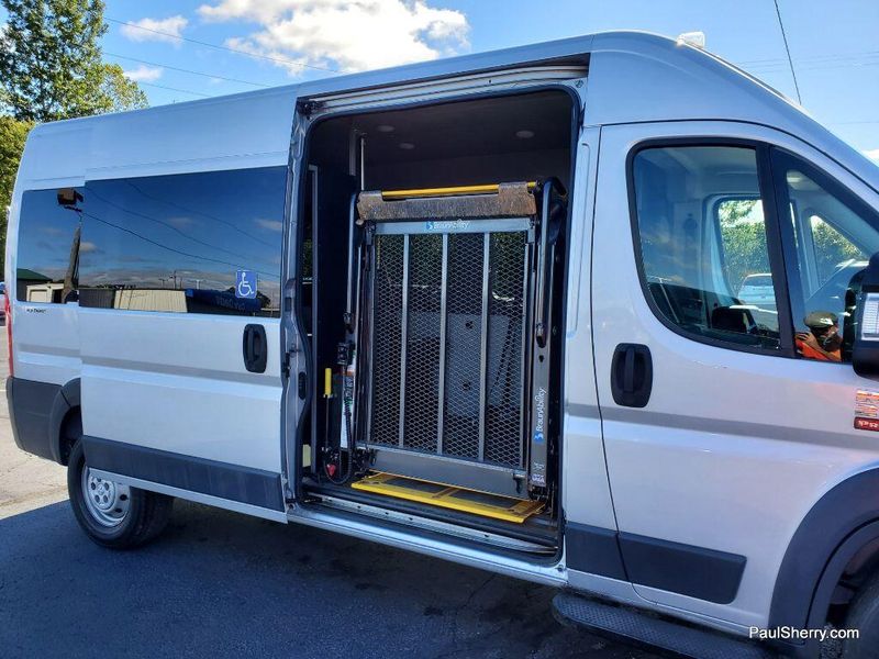 2015 RAM ProMaster 2500 Window Van High RoofImage 19