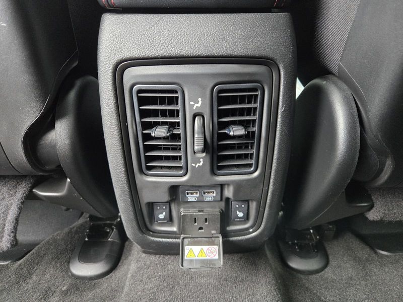 2021 Dodge Durango R/T photo 25