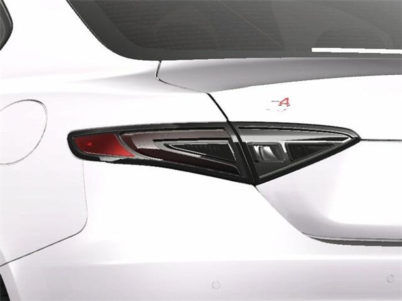 2025 Alfa Romeo Giulia photo 12