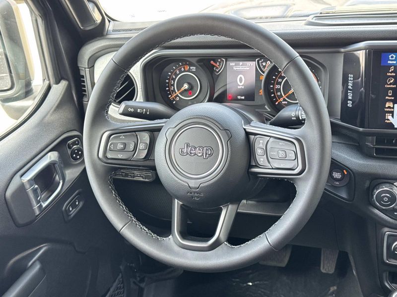 New 2026 Jeep Gladiator Sport S 4x4