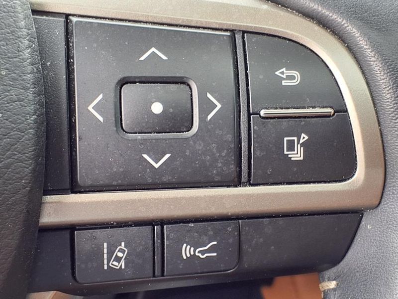 2021 Lexus RX 350Image 23