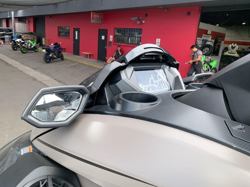 New 2025 Yamaha FX HO W/AUDIO Image 20