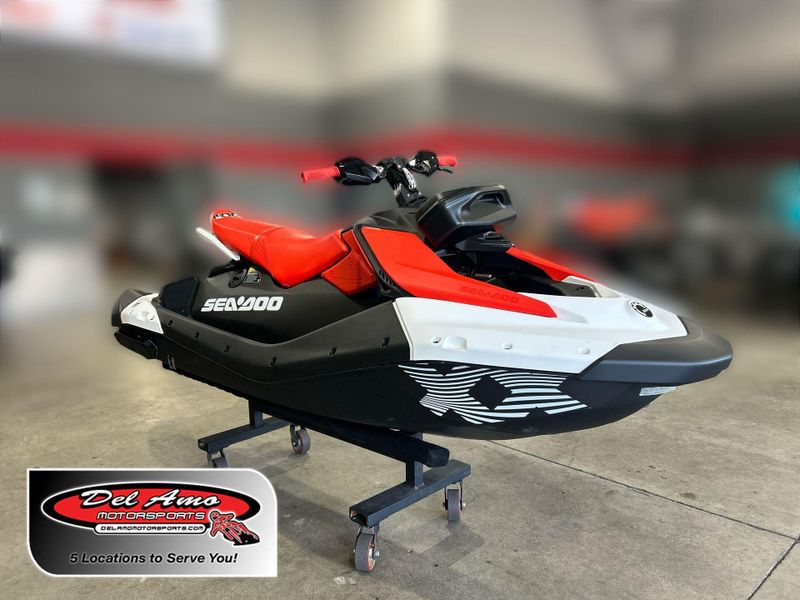 New 2026 Sea-Doo SPARK FOR 3 90 TRIXX (SOUND SYSTEM) Image 1