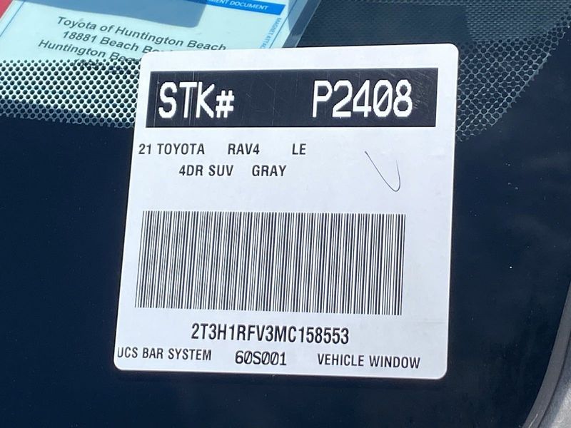 2021 Toyota RAV4 LEImage 33