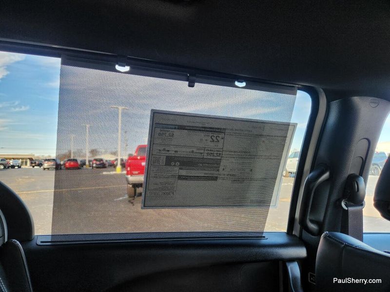 New 2026 Chrysler Voyager LX