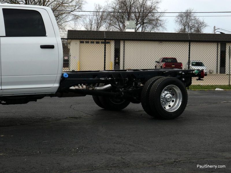 2024 RAM 5500 Tradesman Chassis Crew Cab 4x4 84