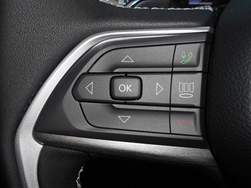 2025 Jeep Grand Cherokee Image 23